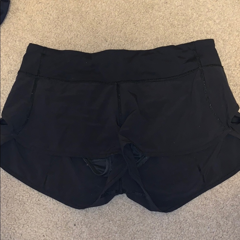 Black Lulu Lemon speed shorts